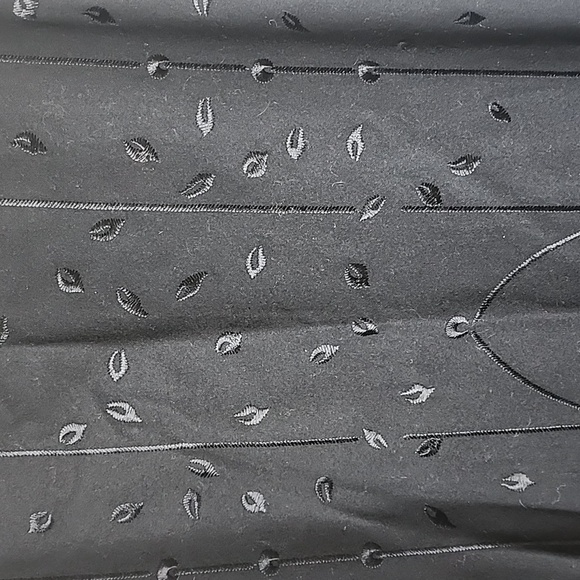 Talbots size 14 black embroidered wool maxi skirt - Picture 2 of 8